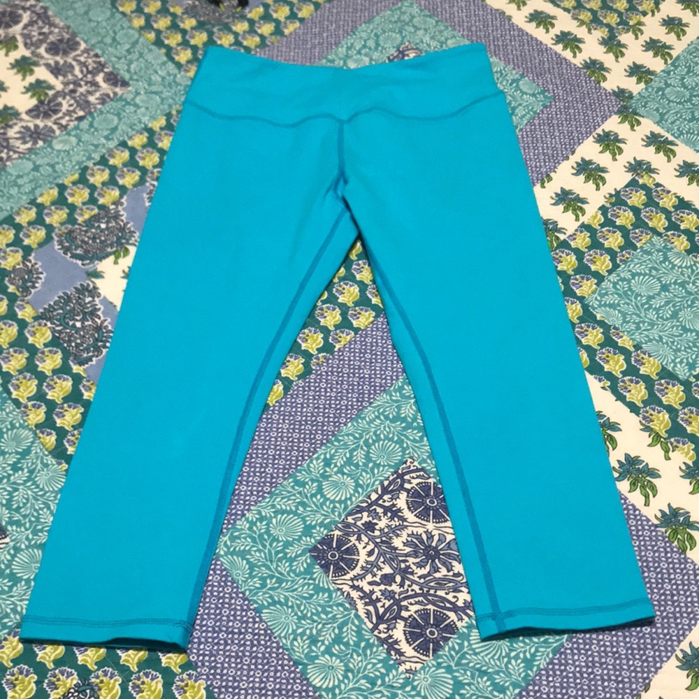 Lululemon wunder under crops